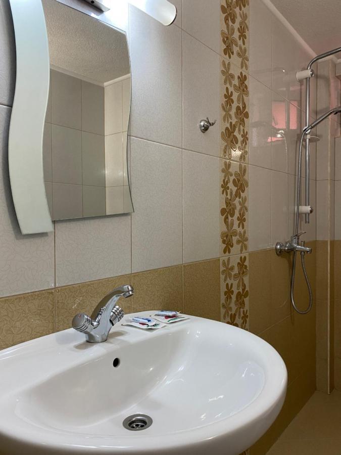 Family Hotel Flora Ζλάτογκραντ Εξωτερικό φωτογραφία