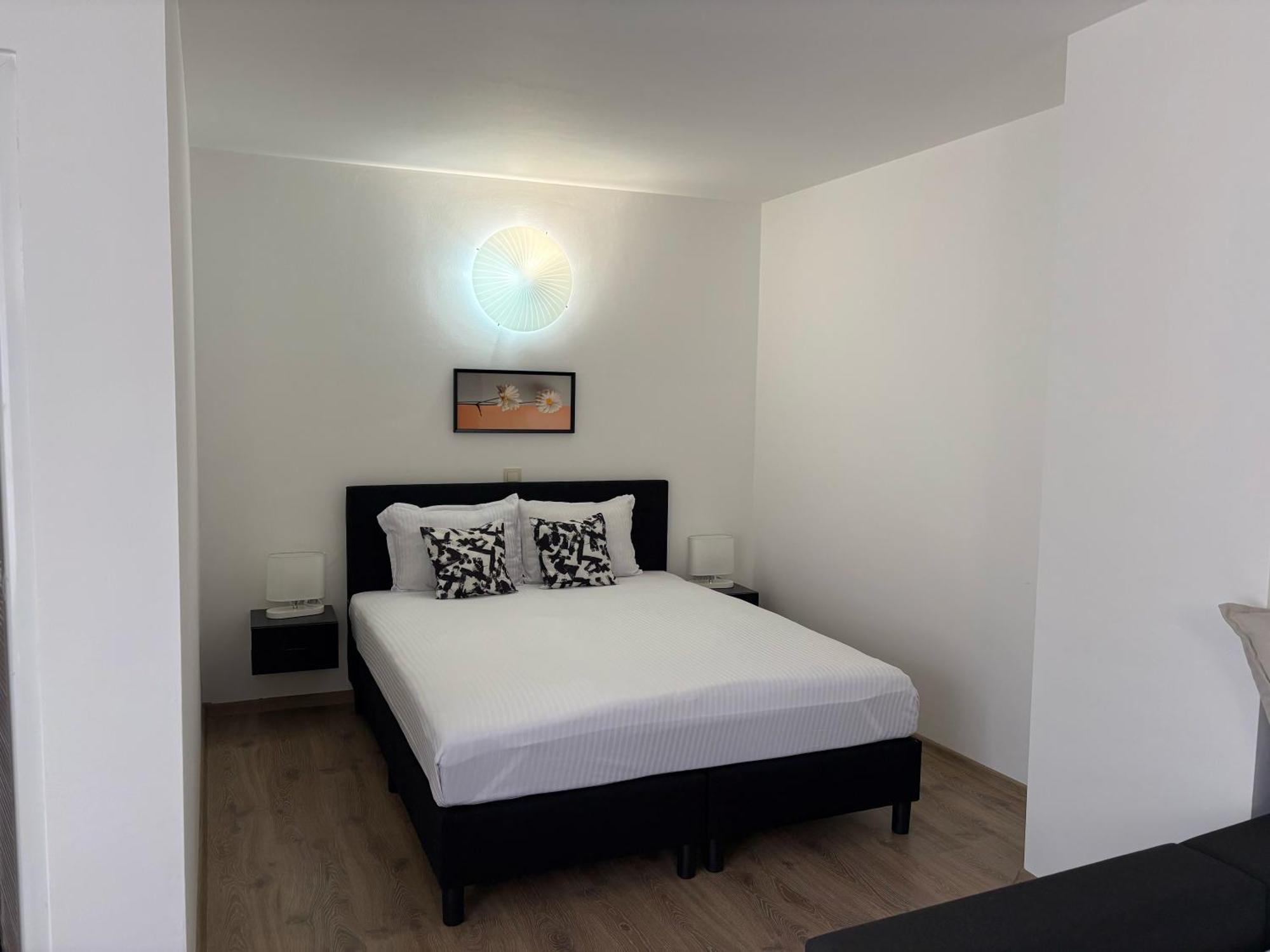 Family Hotel Flora Ζλάτογκραντ Εξωτερικό φωτογραφία